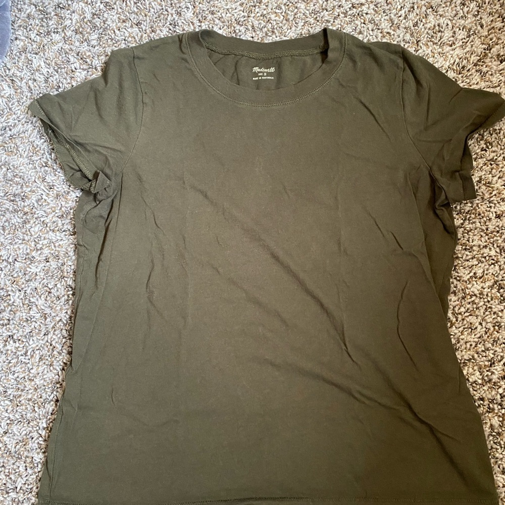 Madewell green tee shirt